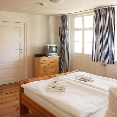 Aparthotel Albus 3*